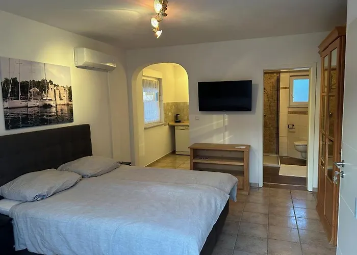 Nikki Apartment Bilice